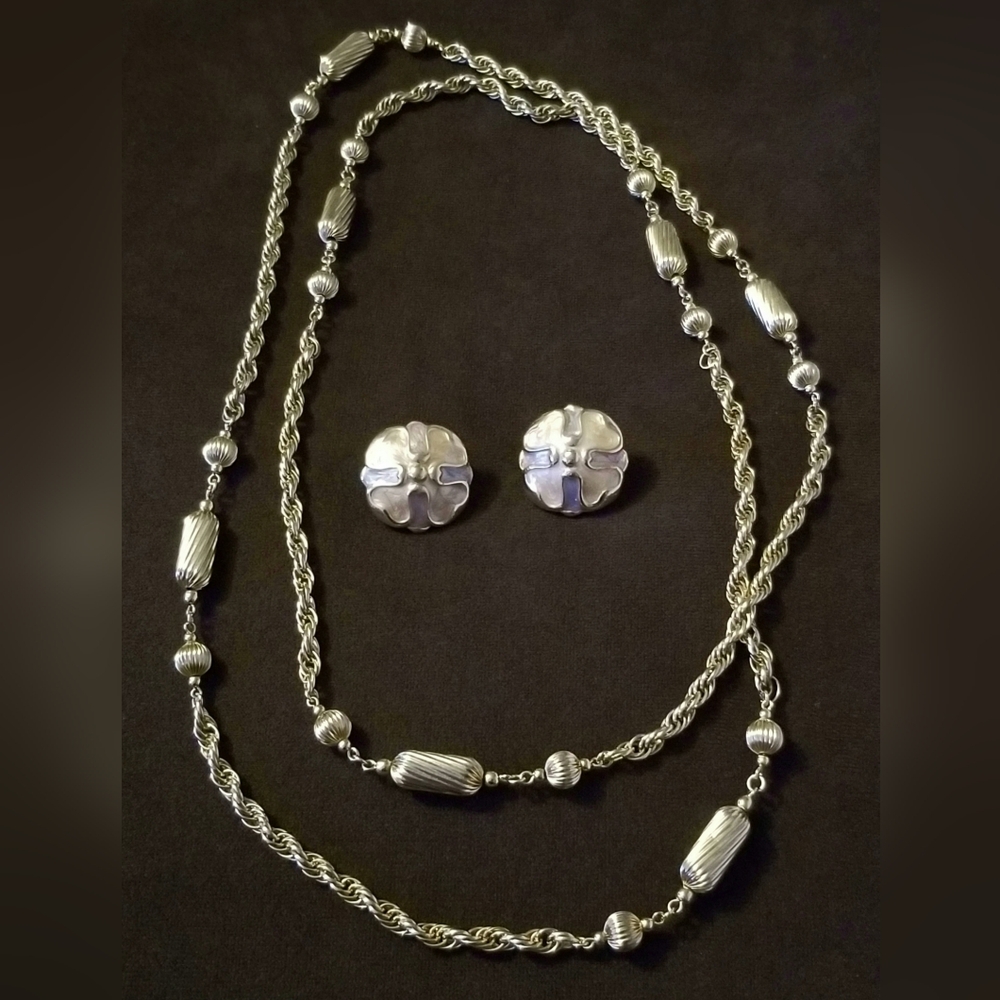 Vintage 45" Long Goldtone Rope & Fluted Bead Necklace+Clip Back Enamel Earrings